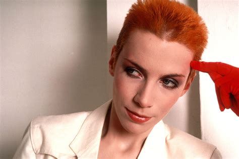 annie lennox images|annie lennox pictures gallery.